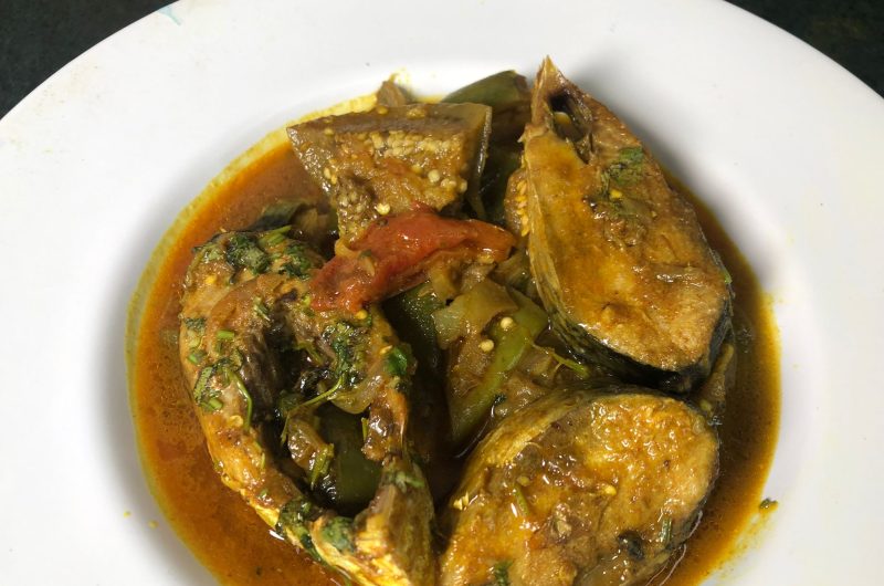 Hilsa Curry with Eggplant | Authentic Bengali-Style Recipe with Health Benefits